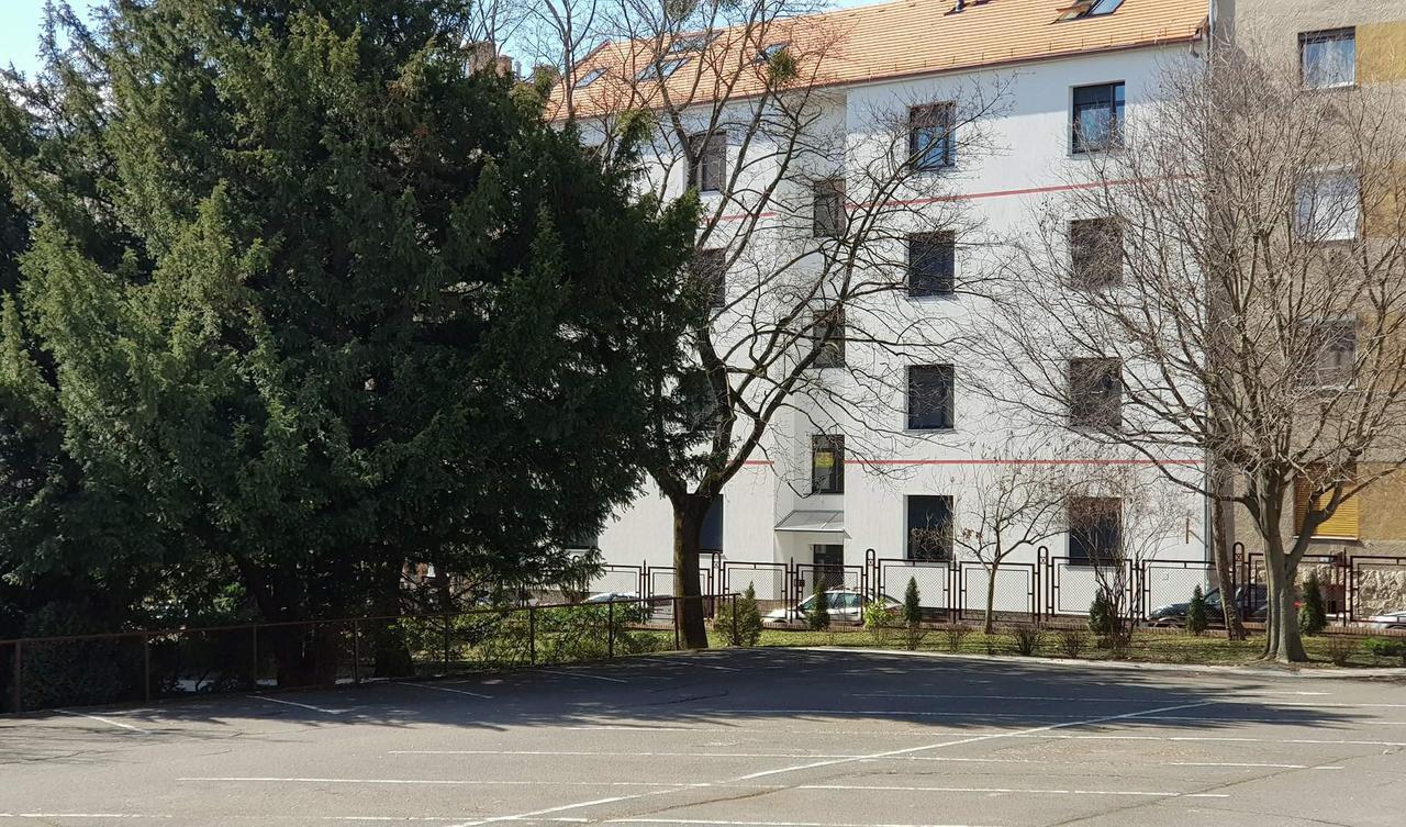 Mini Flat Apartman Pecs Exterior photo